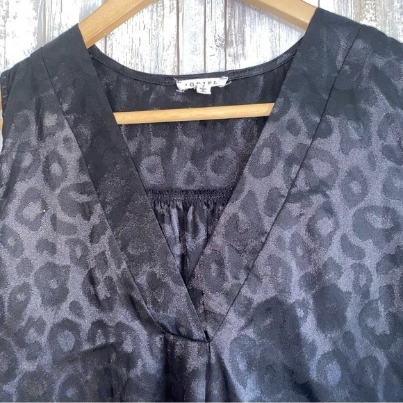 Jodifl Black Leopard Sleeveless Blouse - Picture 5 of 6